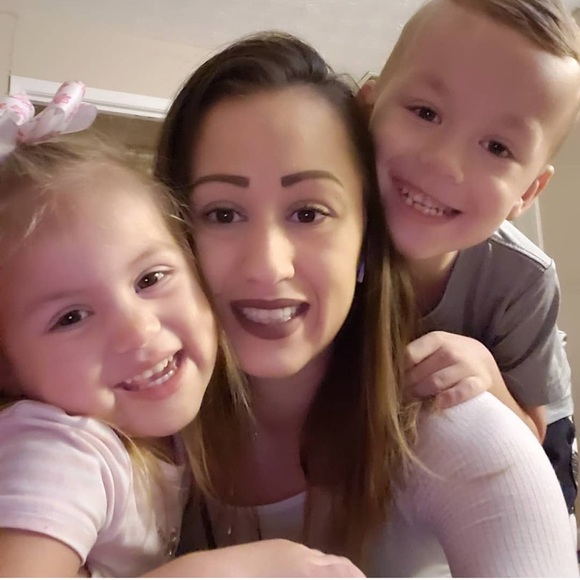 Meet the Posher Other - Meet your Posher, Lissette